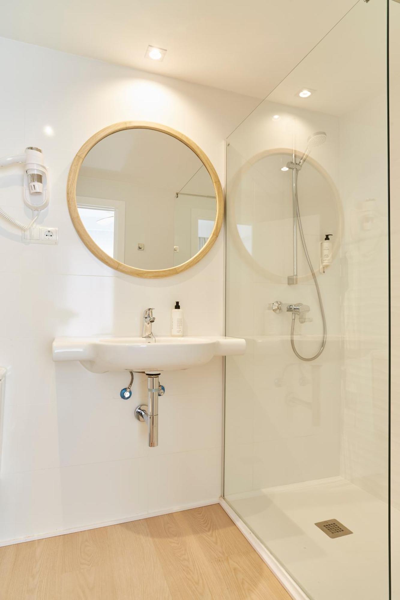 Excelsior Estudios & Apartamentos Сан-Антонио-Абад Экстерьер фото