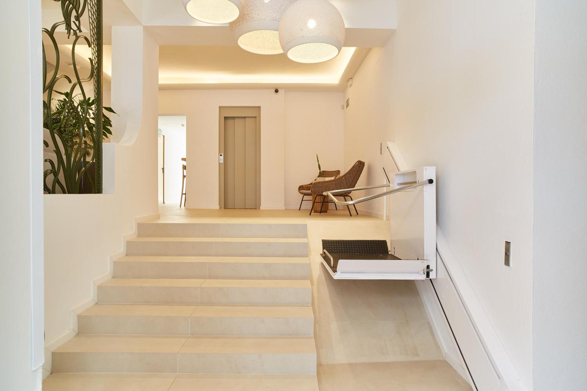 Excelsior Estudios & Apartamentos Сан-Антонио-Абад Экстерьер фото